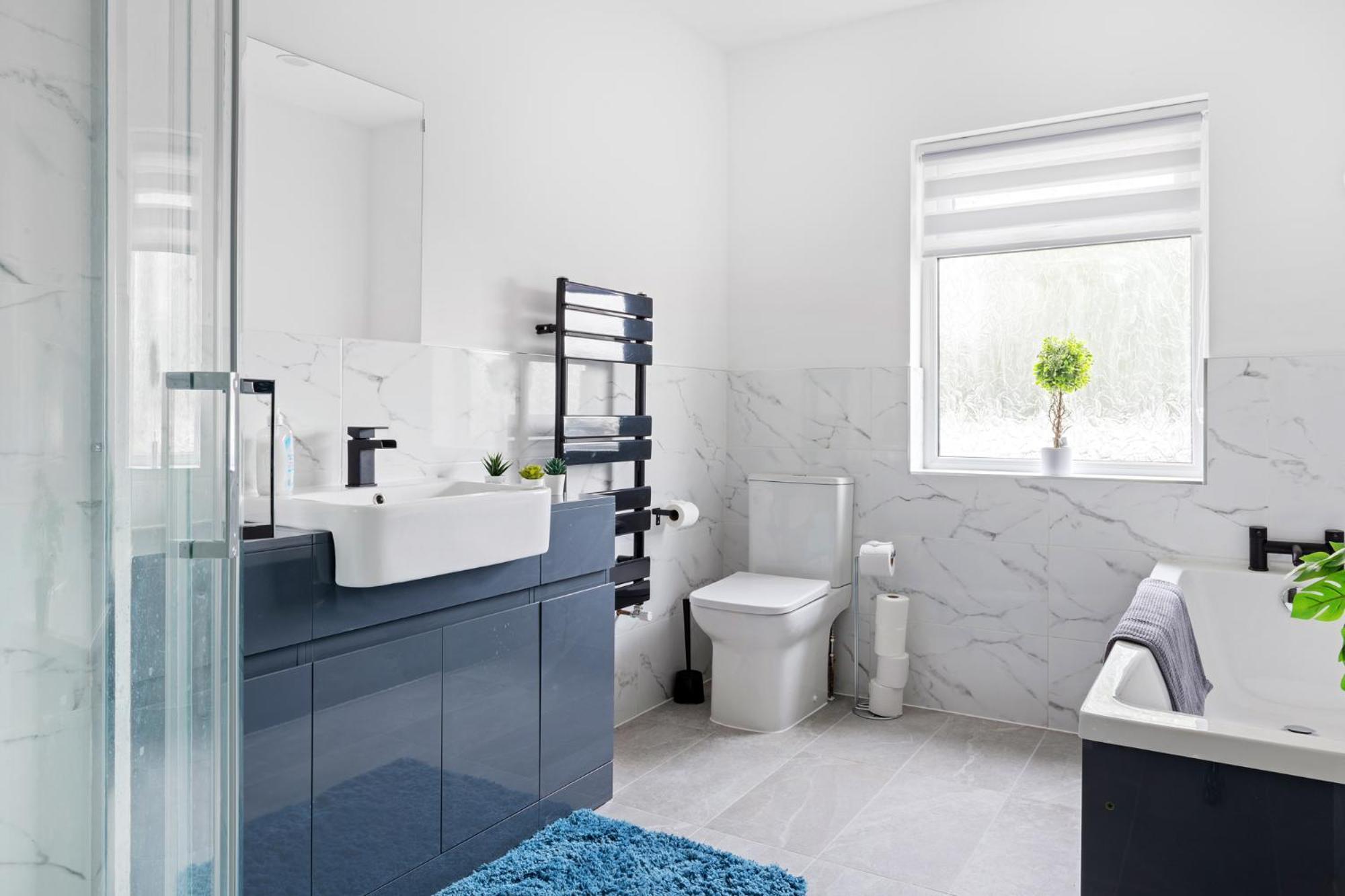 Stanion Luxurious 3 Bedroom Modern House Northamptonshire, Double, Twins, Single, Free Parking, Free Wi-Fi, Pets, Up To 8 Sleeps, 4 Smart Tvs Corby Eksteriør billede